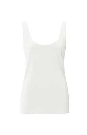 Basic singlet with wide straps and double layered fabric