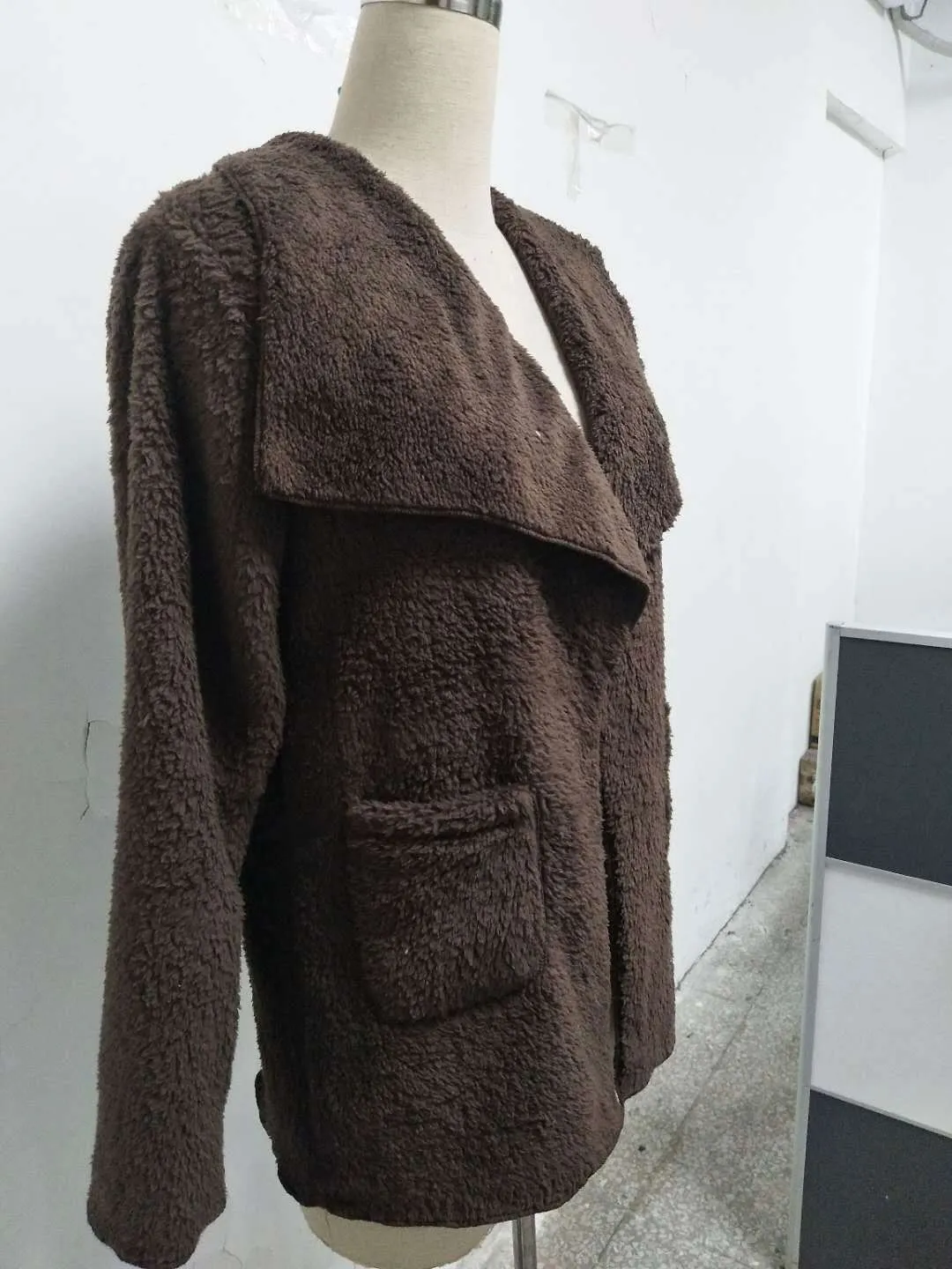 Loose Plush Pocket Cardigan Coat