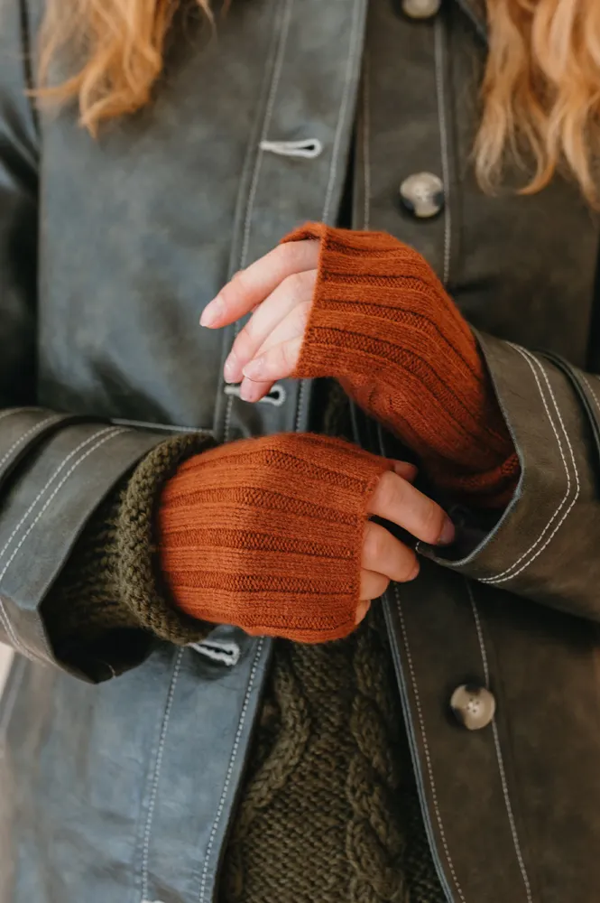 TBCo Cashmere & Merino Rust Wrist Warmers